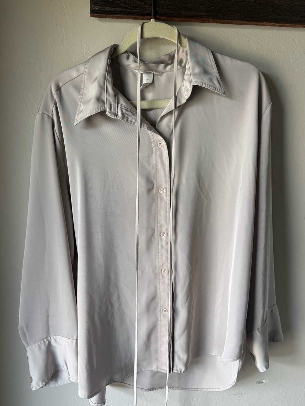 H&M beige Maternity Top Large